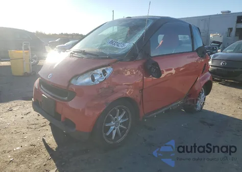 2008 Smart Fortwo Passion z USA, uszkodzony, nr VIN WMEEK31X58K129009